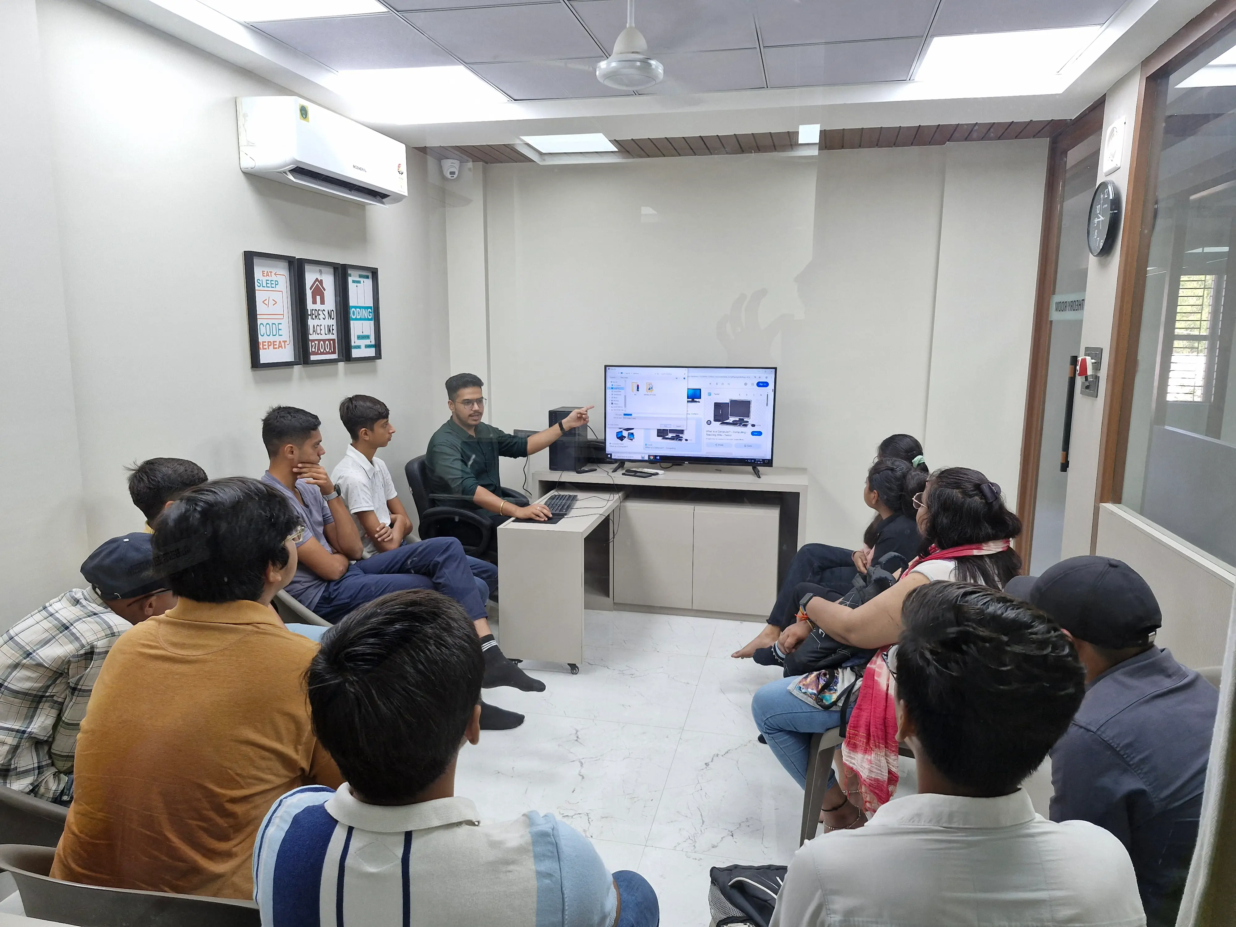 LECTURE ROOMS